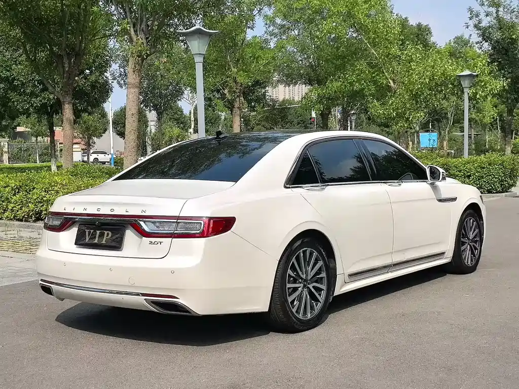Lincoln Continental — миниатюра 9
