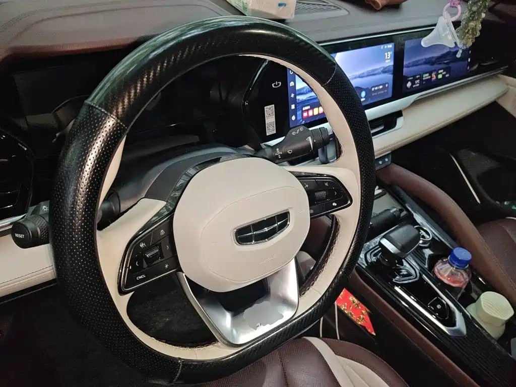 Geely Xingyue L — миниатюра 11