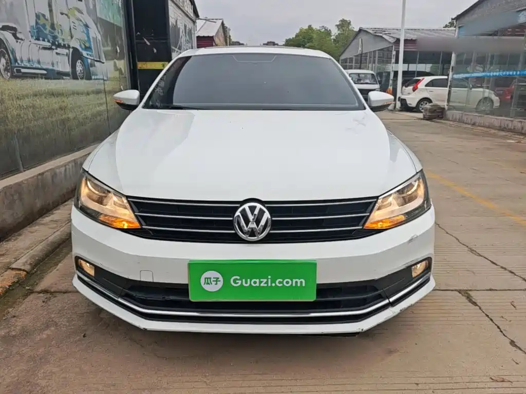 Volkswagen Sagitar — миниатюра 3