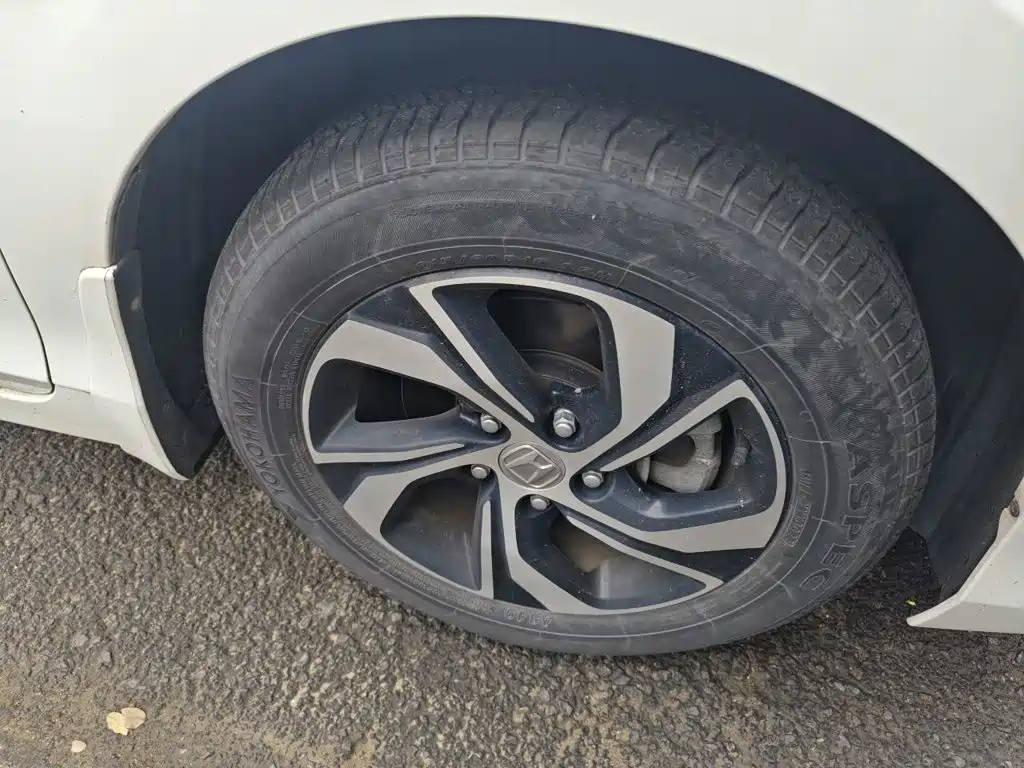 Honda Accord — миниатюра 8