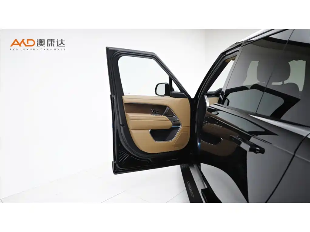 Land Rover Range Rover 2025 3.0 L6 360PS