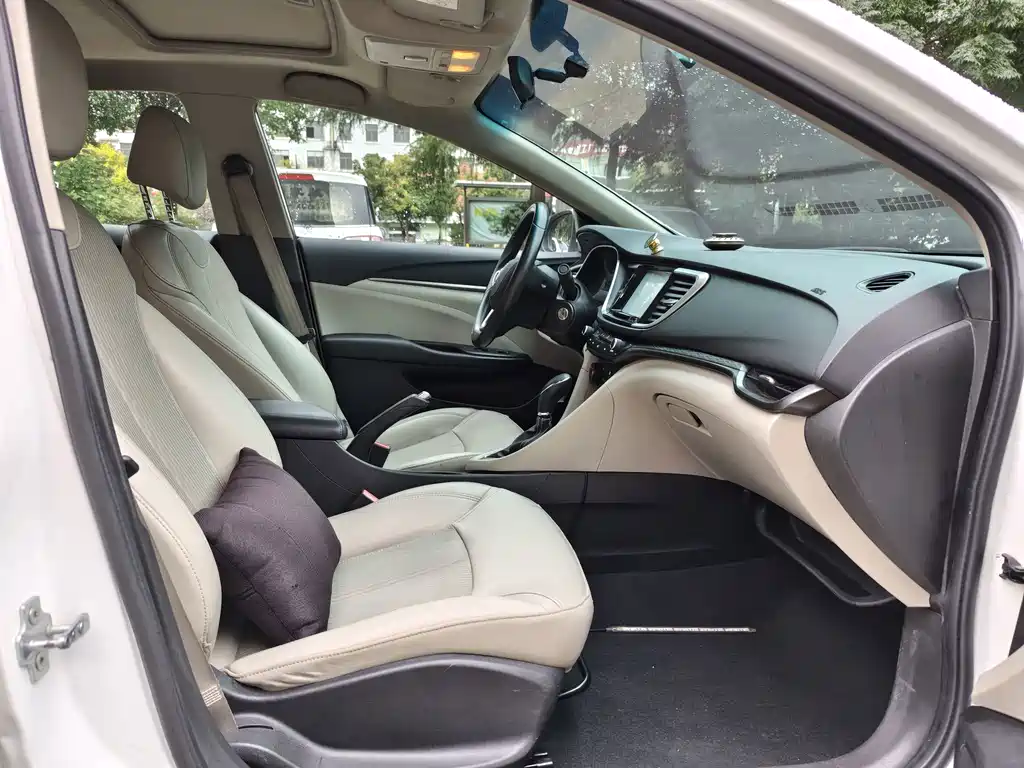Buick Excelle — миниатюра 11