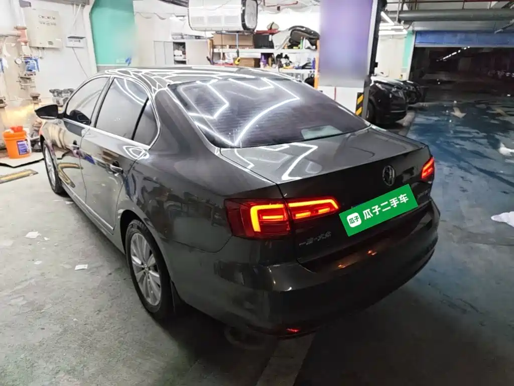 Volkswagen Sagitar — миниатюра 5