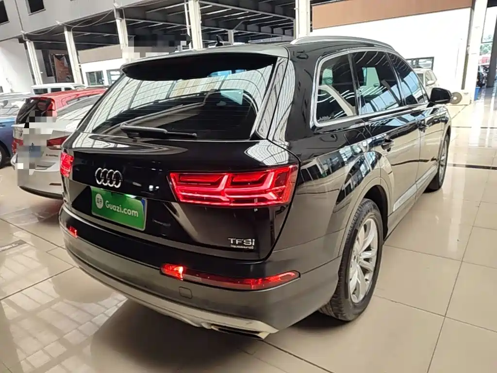 Audi Q7 — миниатюра 7