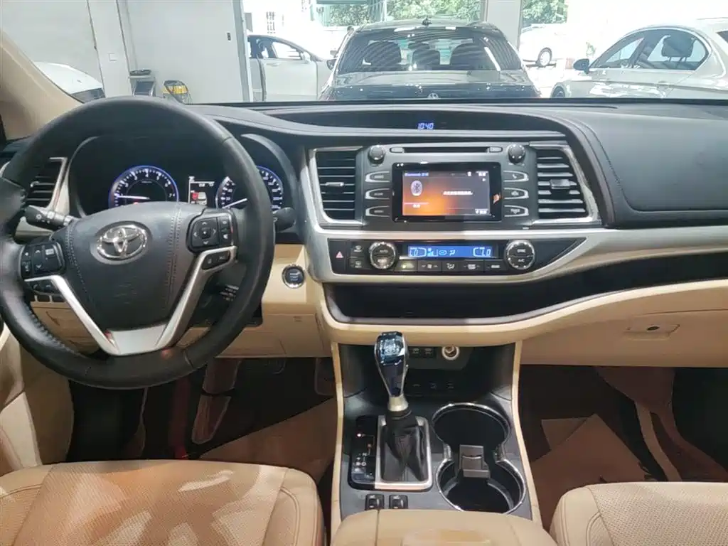 Toyota Highlander — фотографии объявления, Фото 13