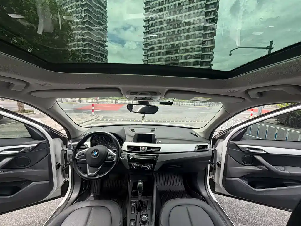BMW X1 — миниатюра 8