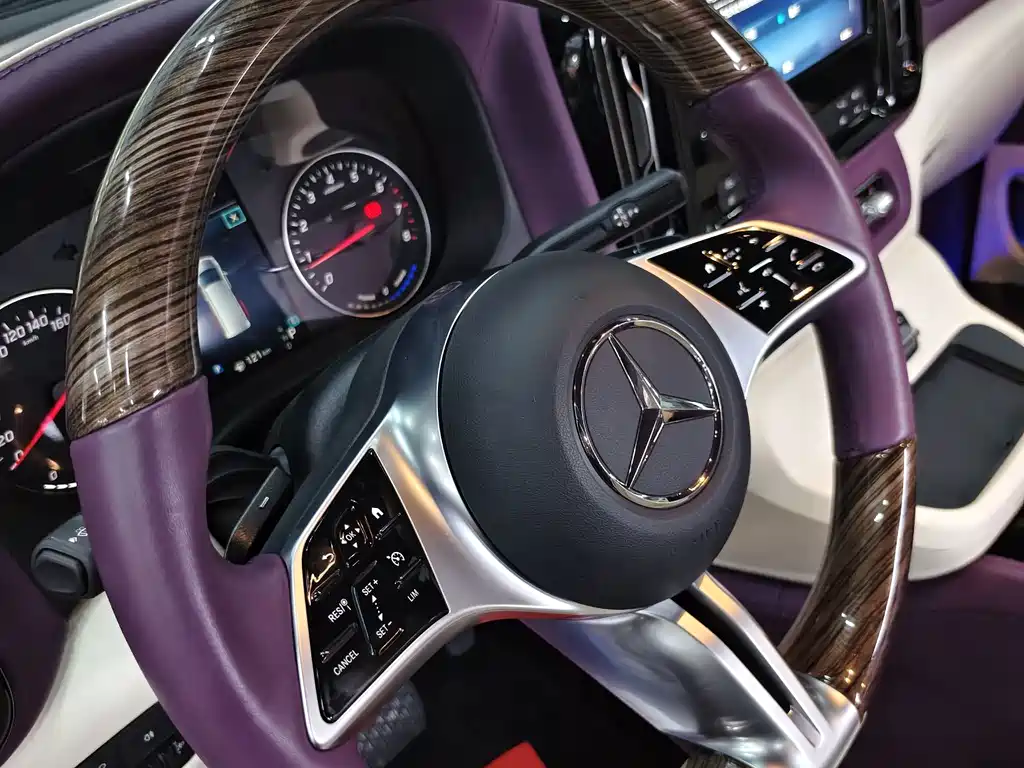 Mercedes-Benz Vito — миниатюра 7
