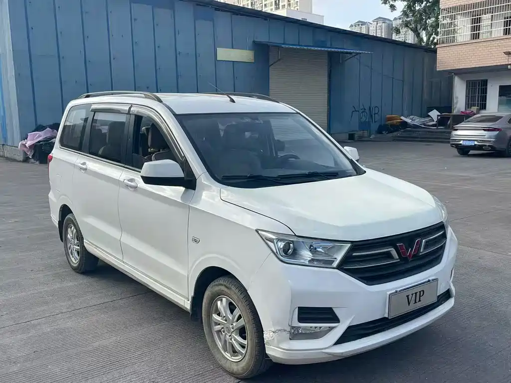 Wuling Hongguang — миниатюра 3