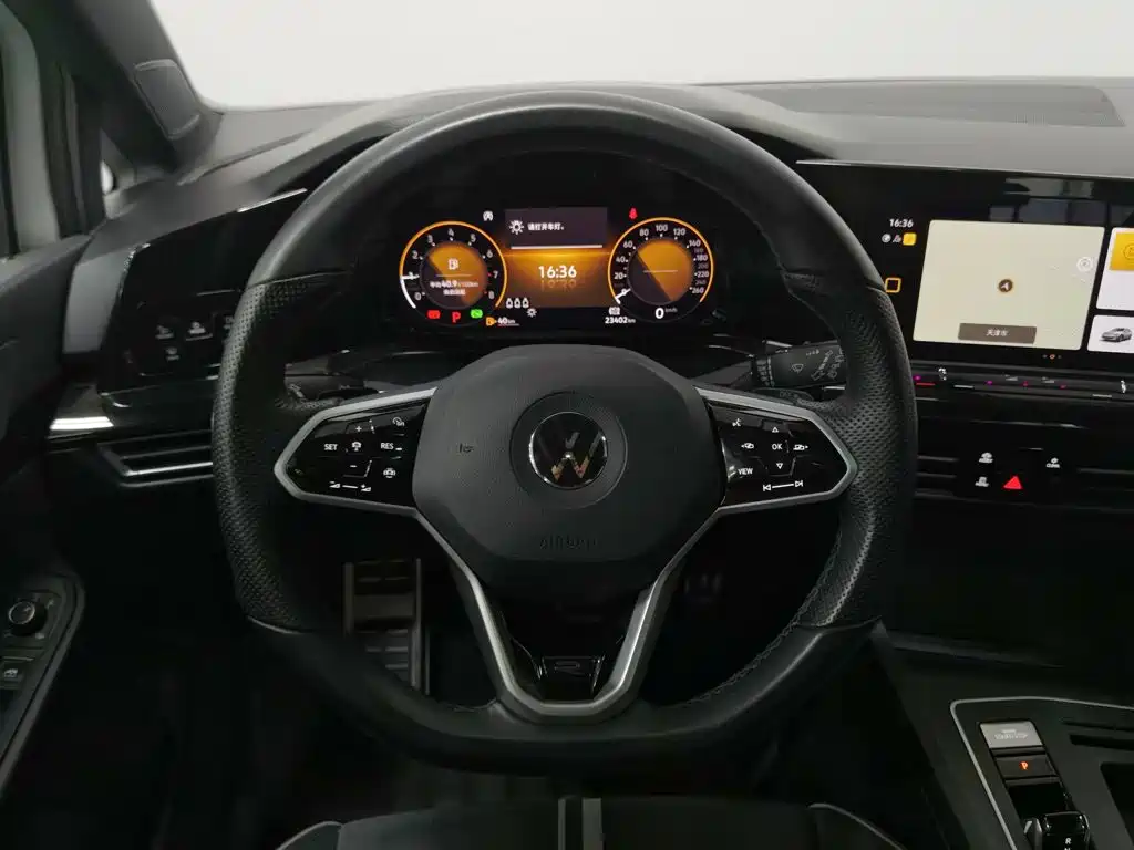Volkswagen Golf — миниатюра 11