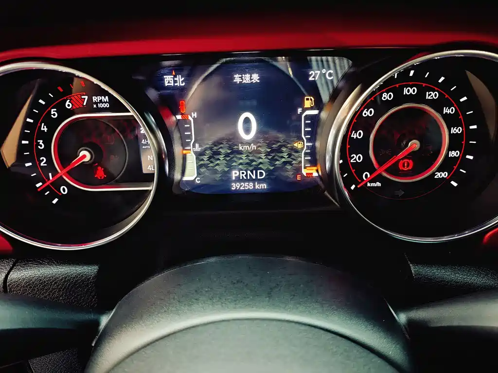 Jeep Wrangler — миниатюра 10