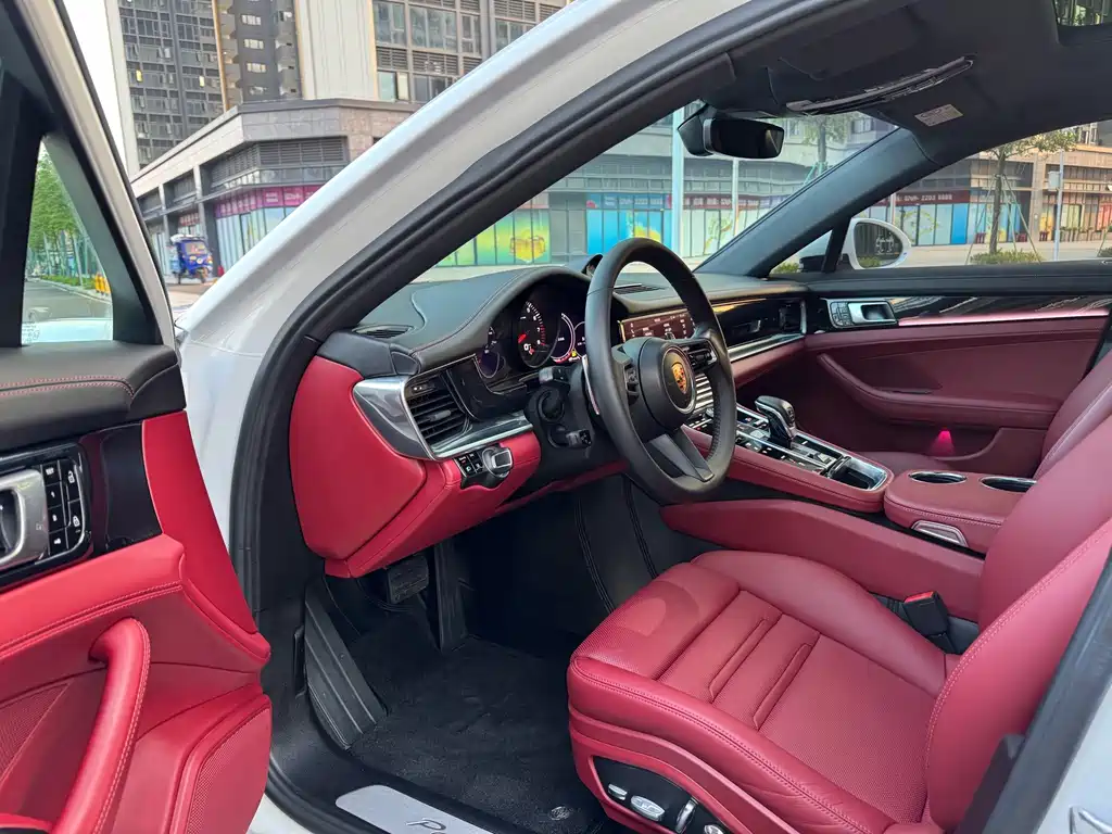 Porsche Panamera — миниатюра 4