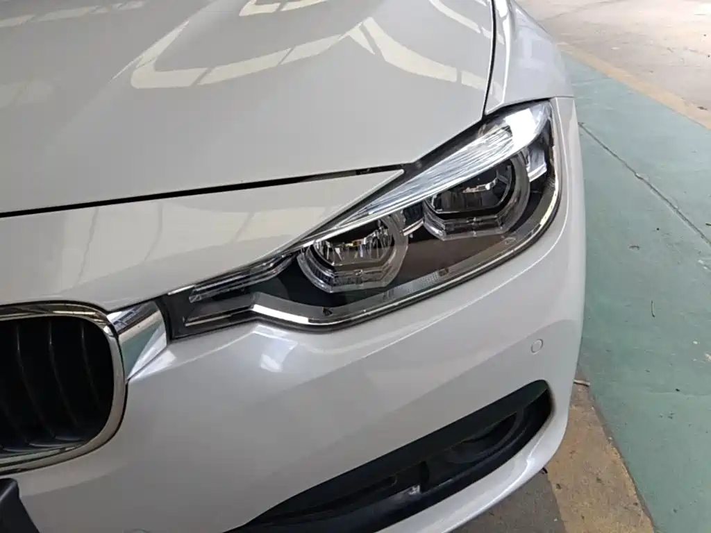 BMW 3 Series — миниатюра 24