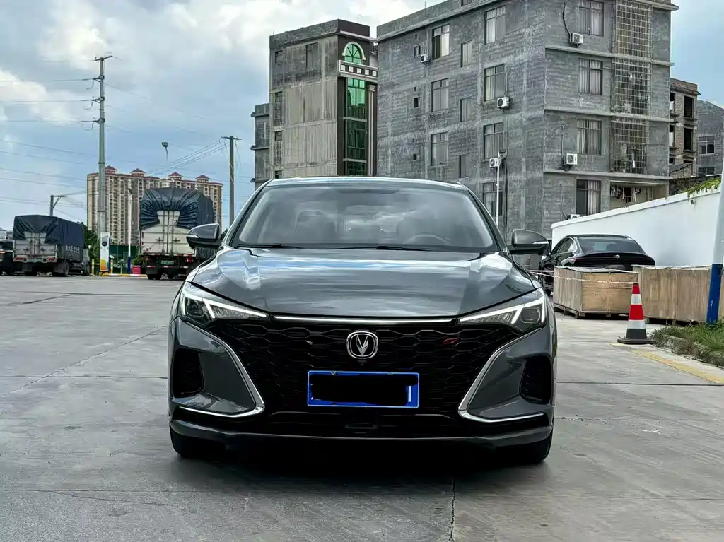 Changan Eado — миниатюра 2