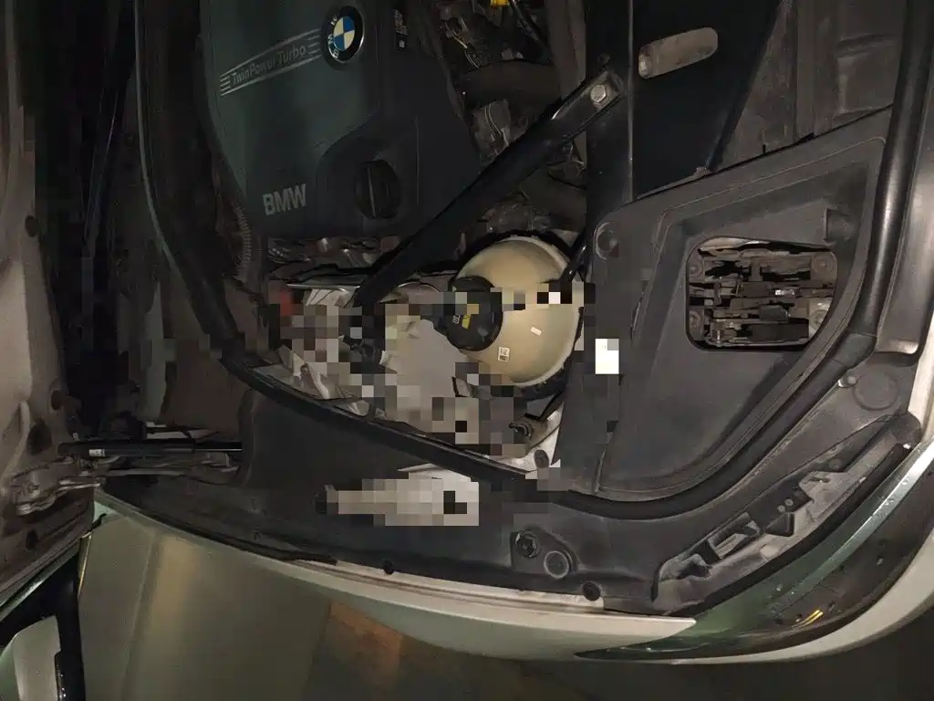 BMW 5 Series — миниатюра 20