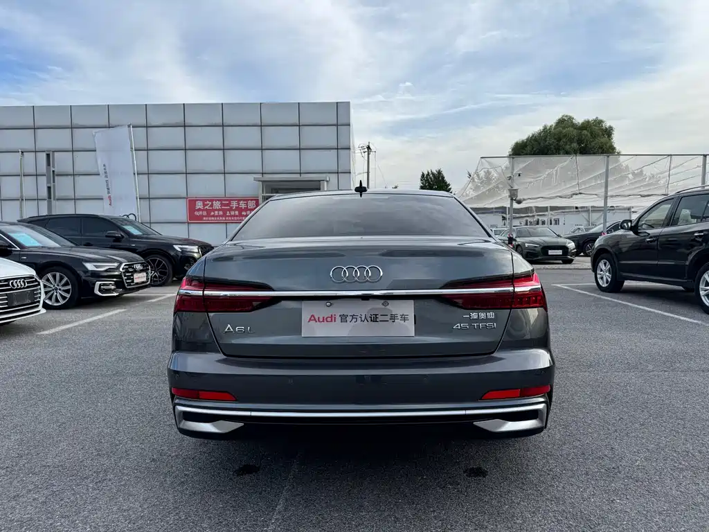 Audi A6L — миниатюра 6
