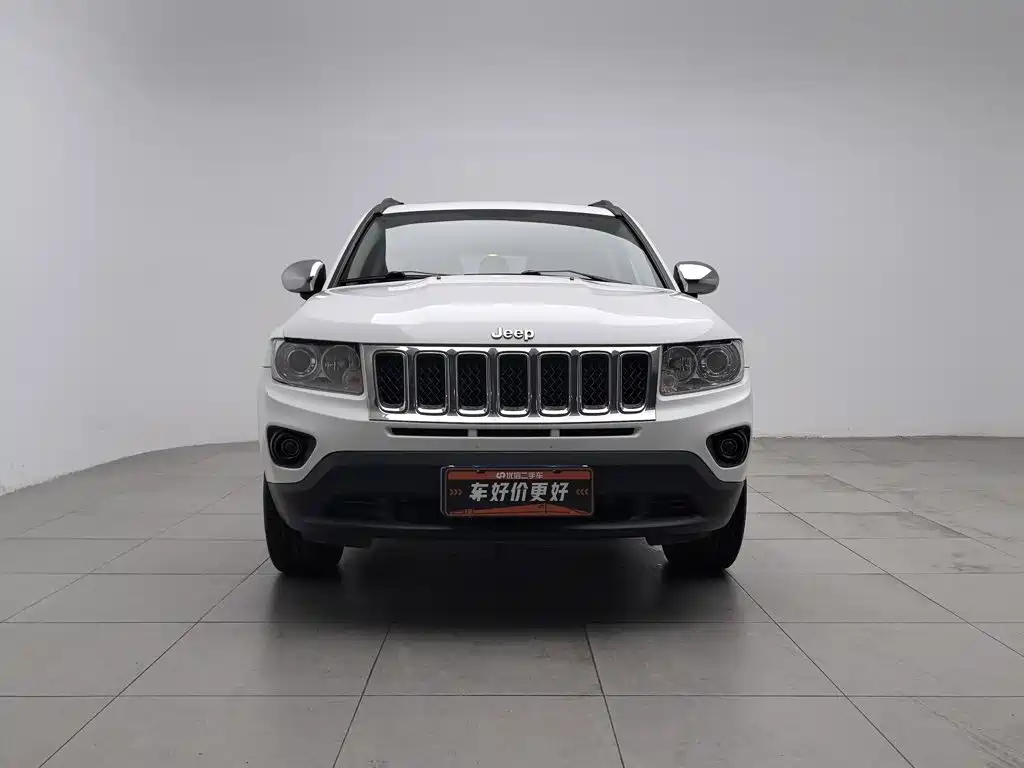 Jeep Compass (Import) — миниатюра 3