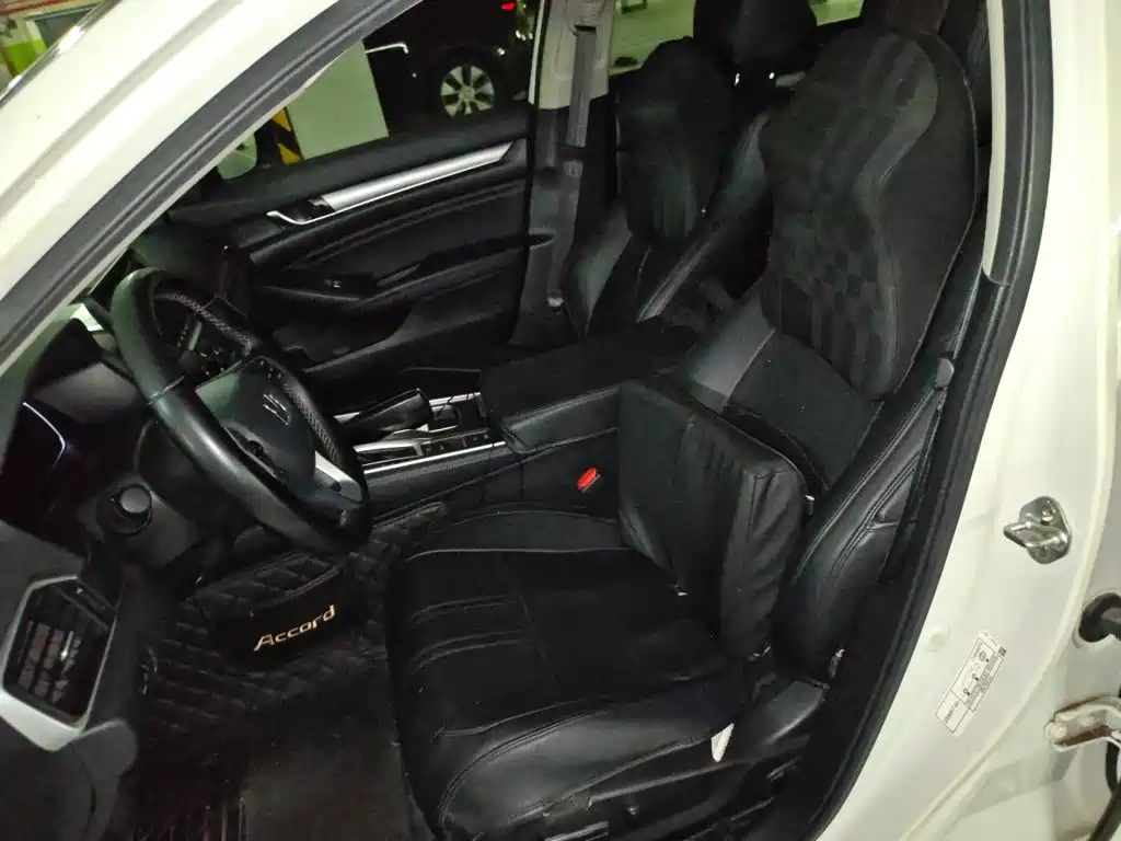 Honda Accord — миниатюра 11