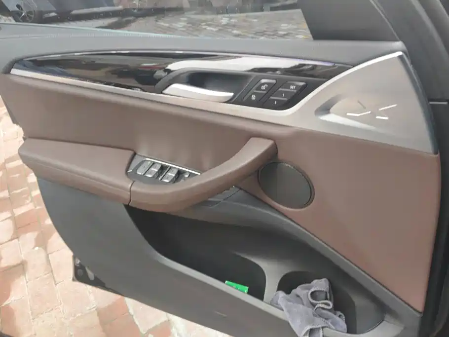 BMW X3 — миниатюра 7
