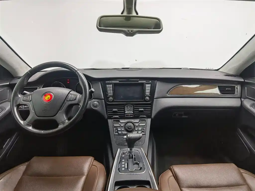 Hongqi H7 2015 2.0T Luxury