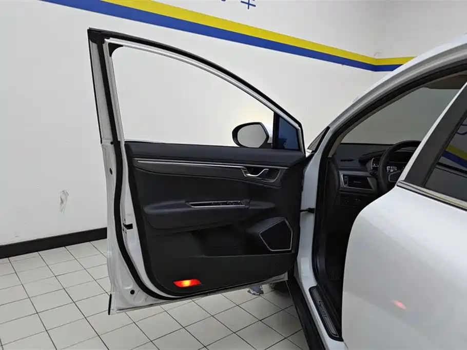 Geely Emgrand GS GS 2016 Sport 1.8L MT