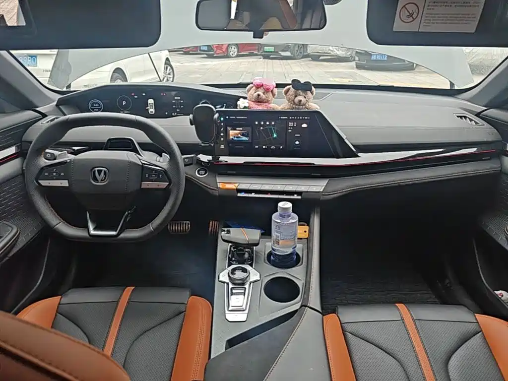 Changan UNI-V — миниатюра 10