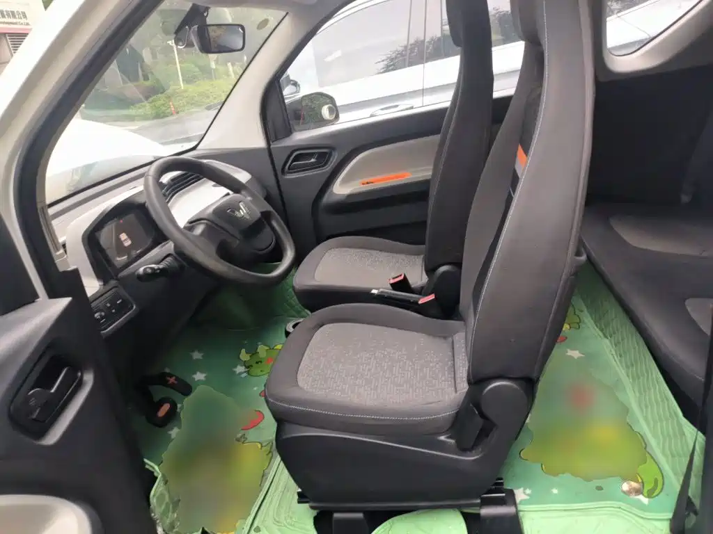 Wuling MINIEV — миниатюра 12