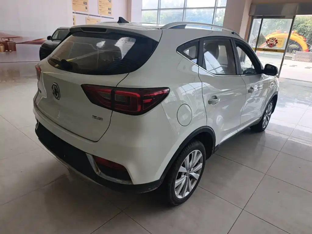 MG ZS — миниатюра 7