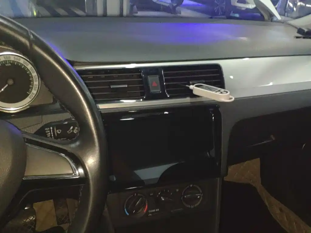 Skoda Rapid — миниатюра 13