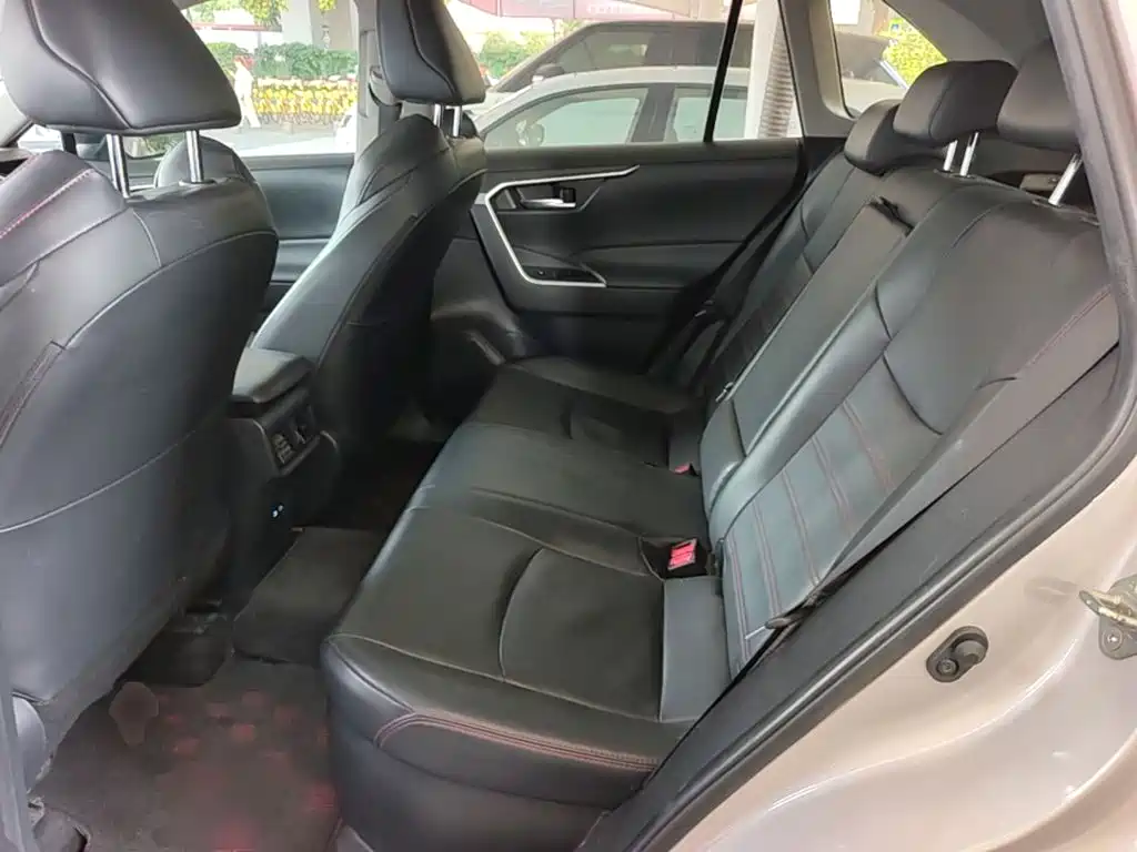 Toyota Wildlander New Energy — миниатюра 22