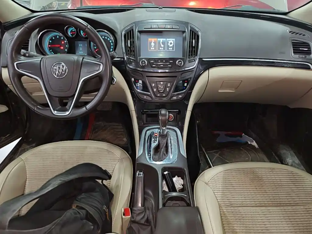 Buick Regal — миниатюра 10