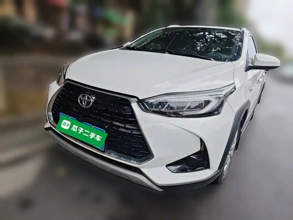 Toyota Yaris L