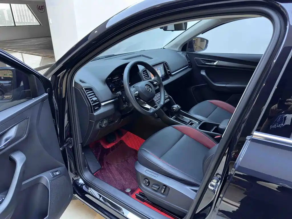 Skoda Karoq — миниатюра 9