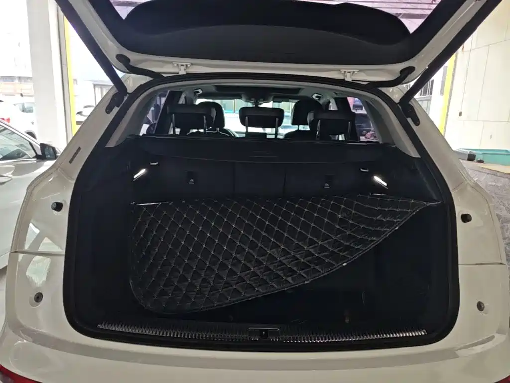 Audi Q5L — миниатюра 19