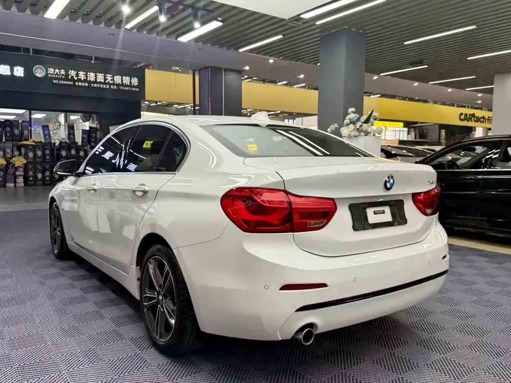 BMW 1 Series — миниатюра 11