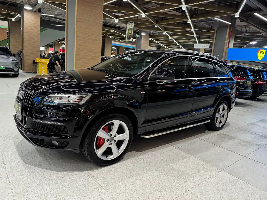 Audi Q7 — миниатюра 4