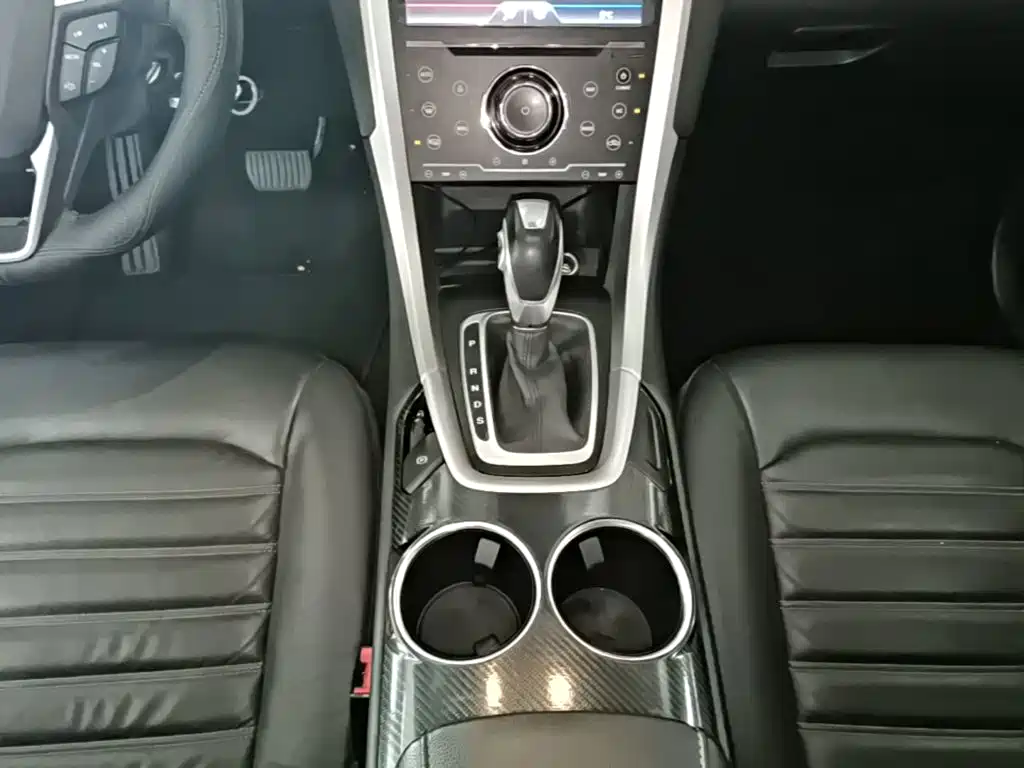 Ford Mondeo — миниатюра 14