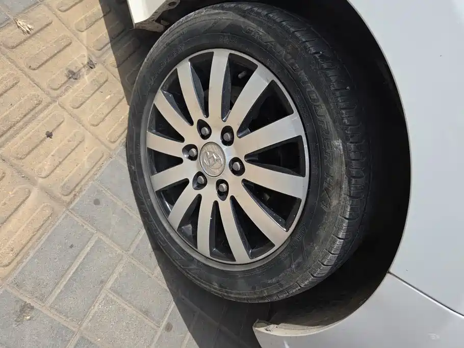 MAXUS G10 — миниатюра 6