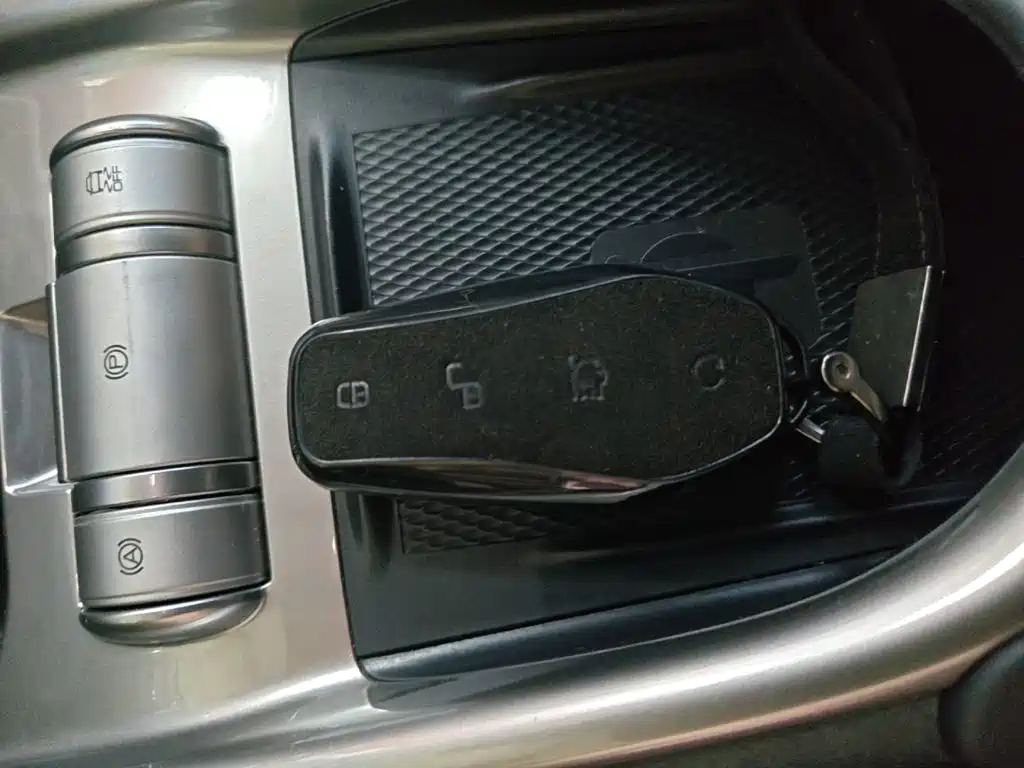 BYD Dolphin — миниатюра 9