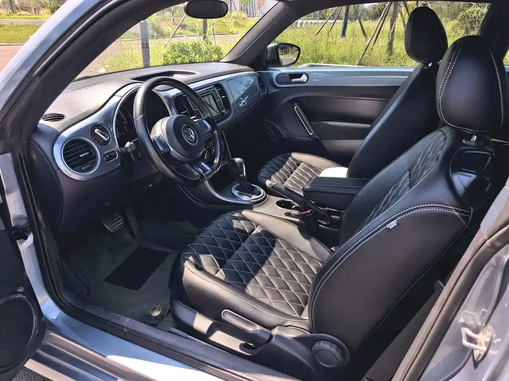 Volkswagen Beetle — миниатюра 7
