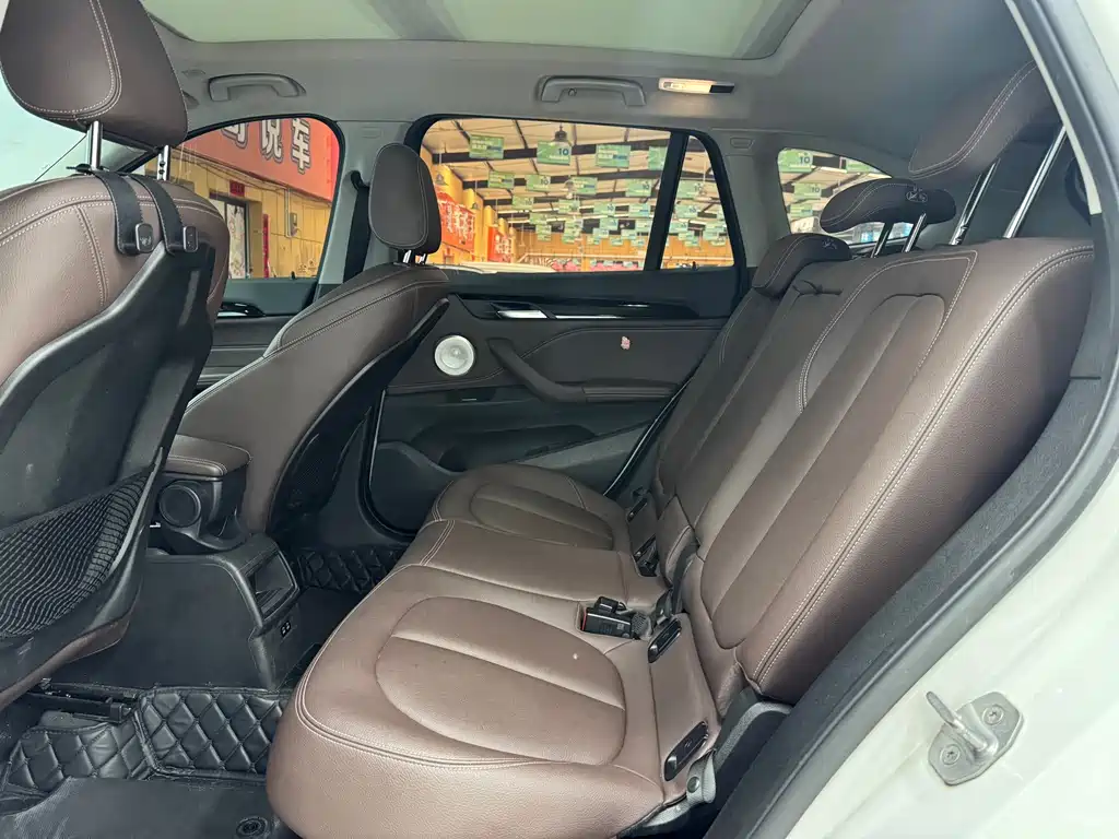 BMW X1 — миниатюра 14