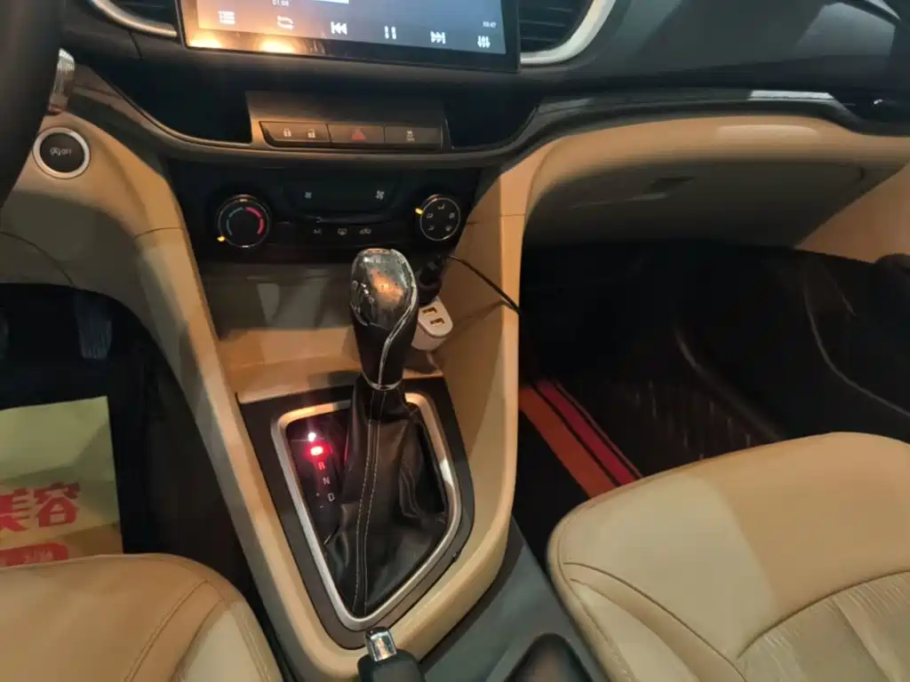 Buick Excelle — миниатюра 14