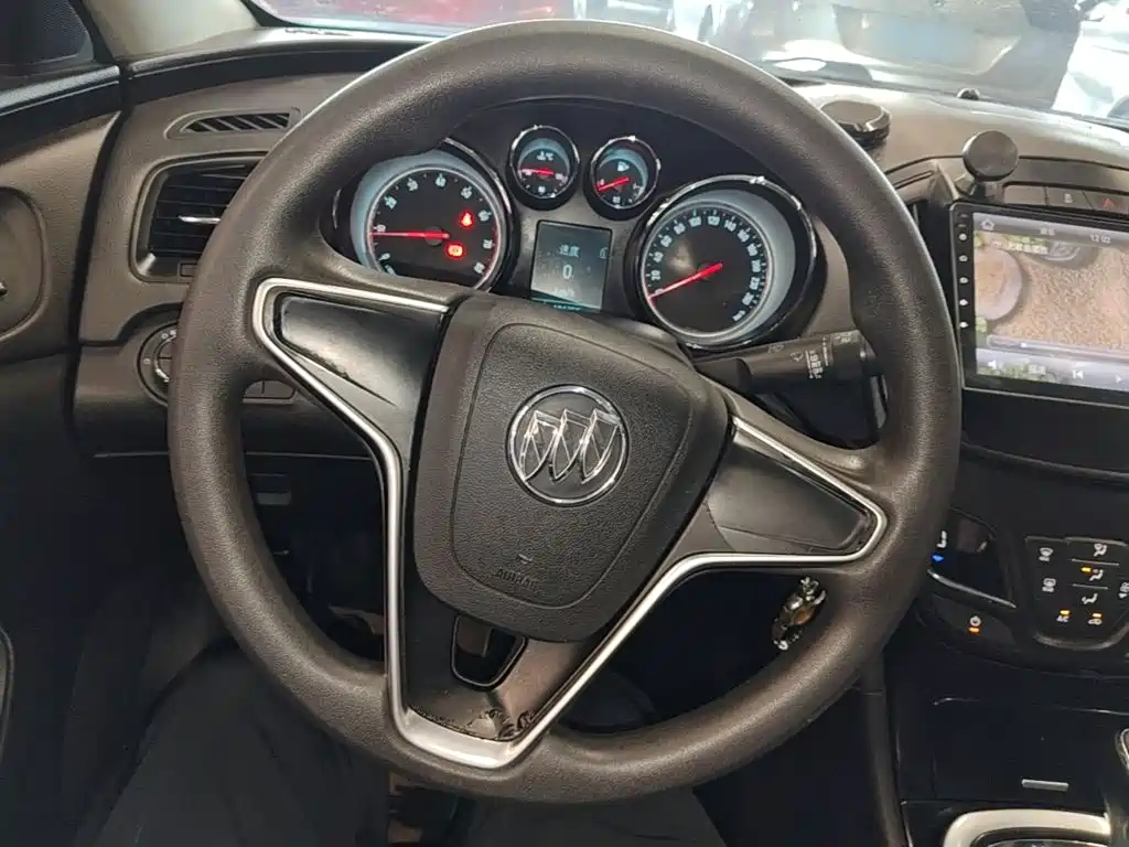 Buick Regal — миниатюра 11