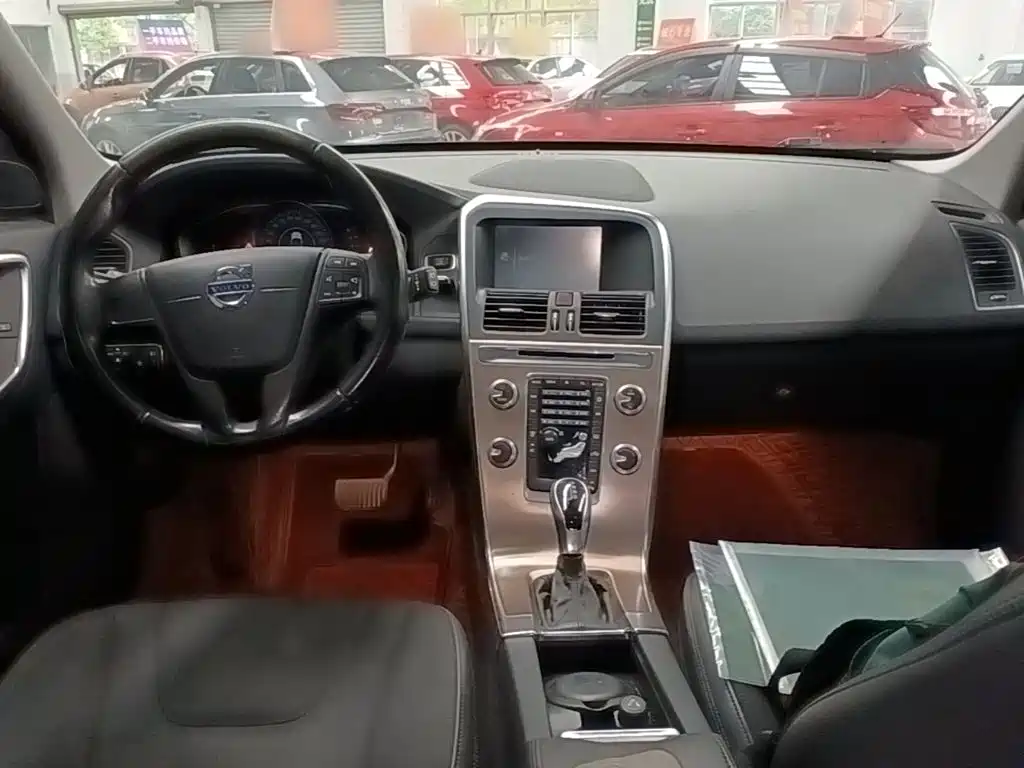 Volvo XC60 2015 T5