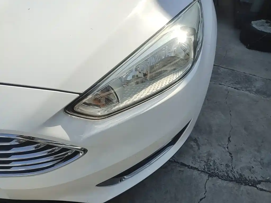 Ford Focus — миниатюра 24