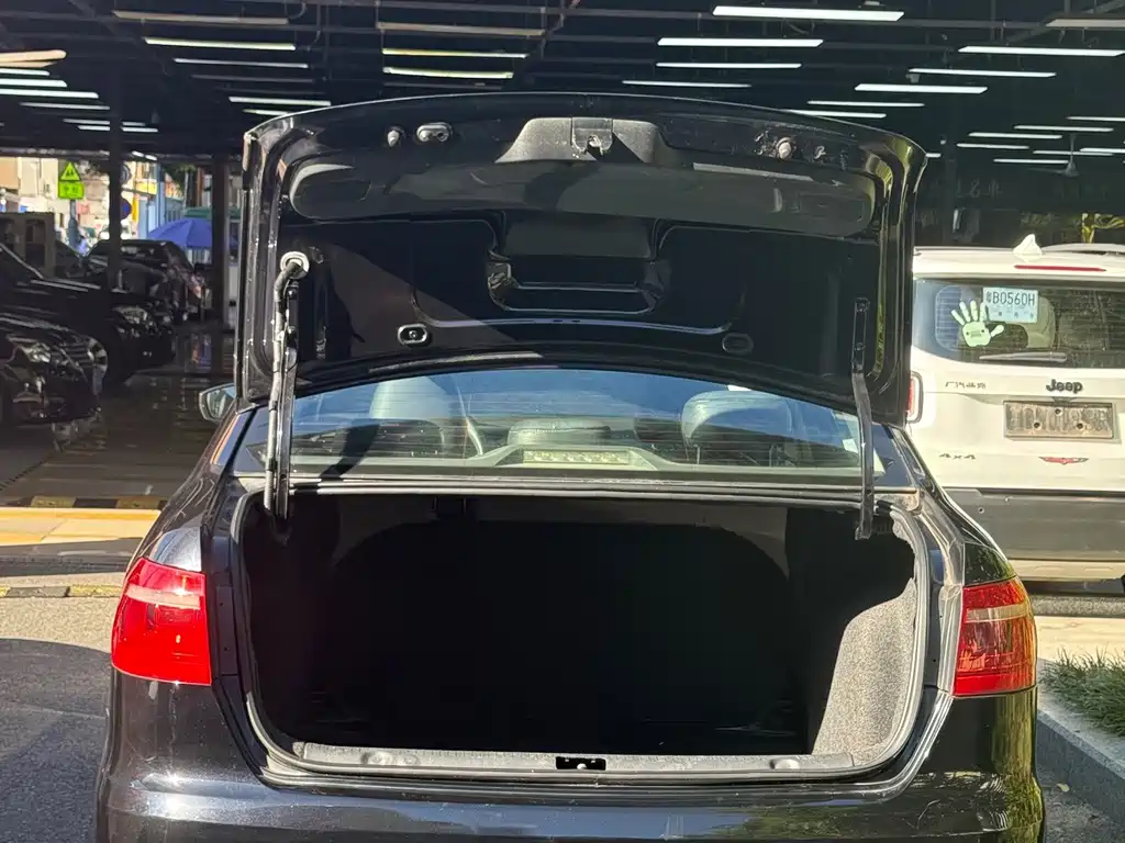 Volkswagen Lavida — миниатюра 7