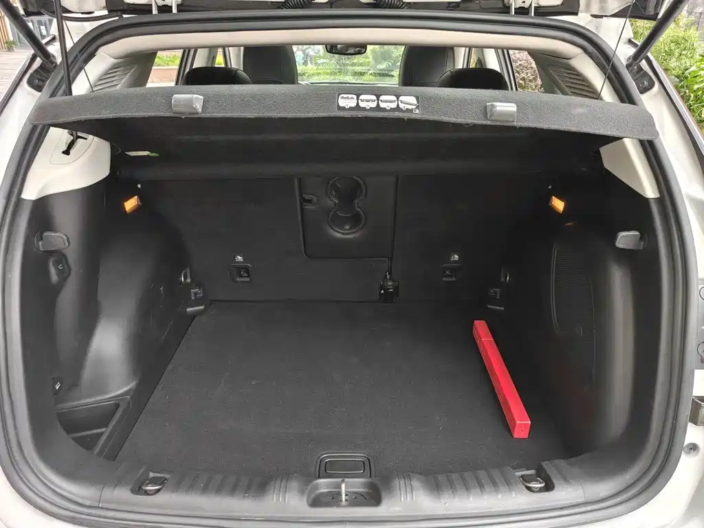 Jeep Compass — миниатюра 10