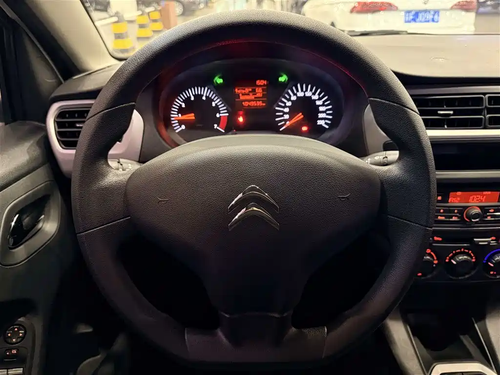 Citroen Elysee — миниатюра 21