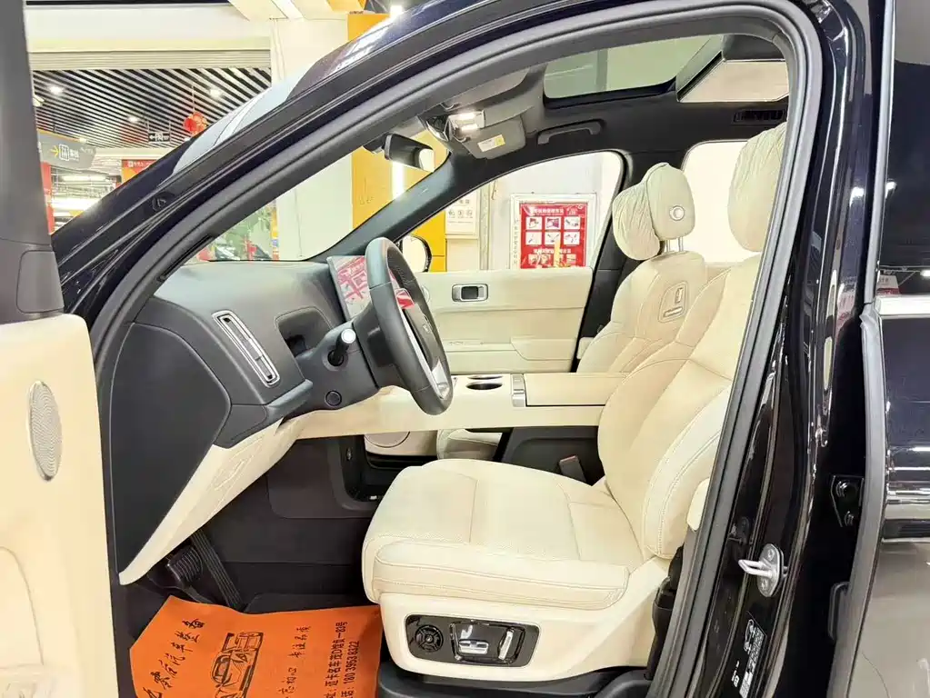 Li Auto L8 2023 Pro