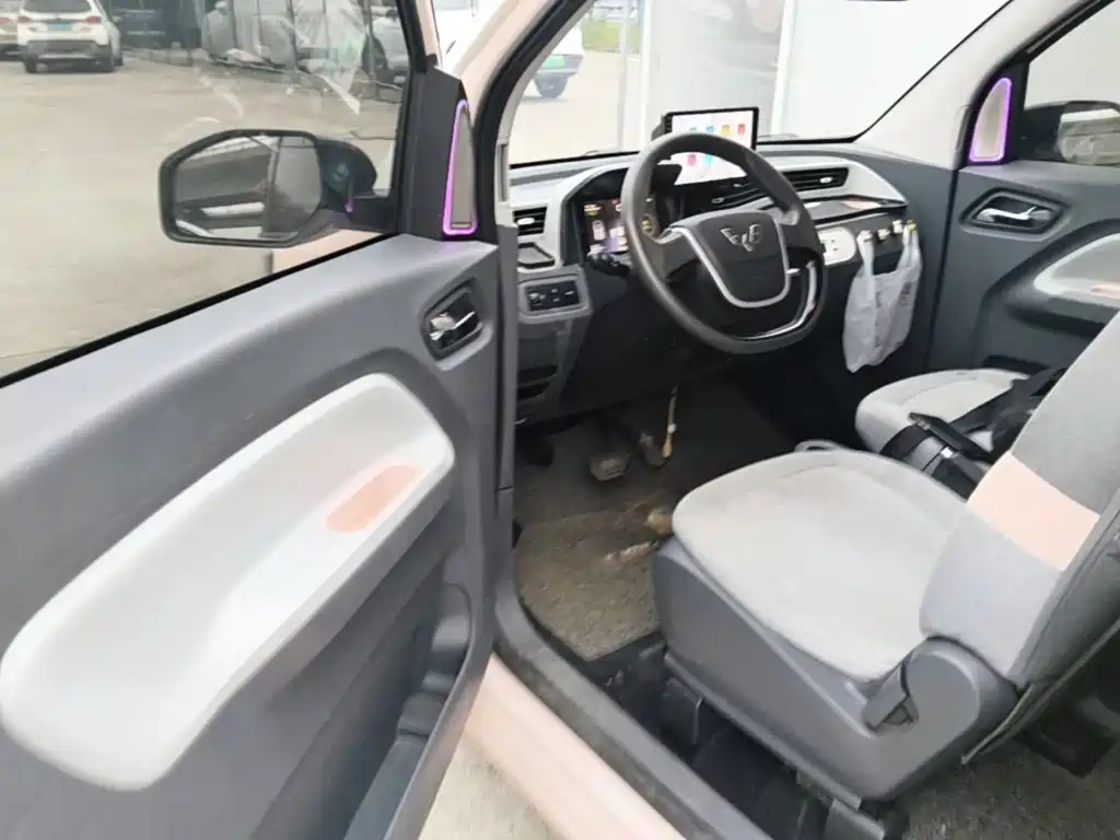 Wuling MINIEV — миниатюра 21