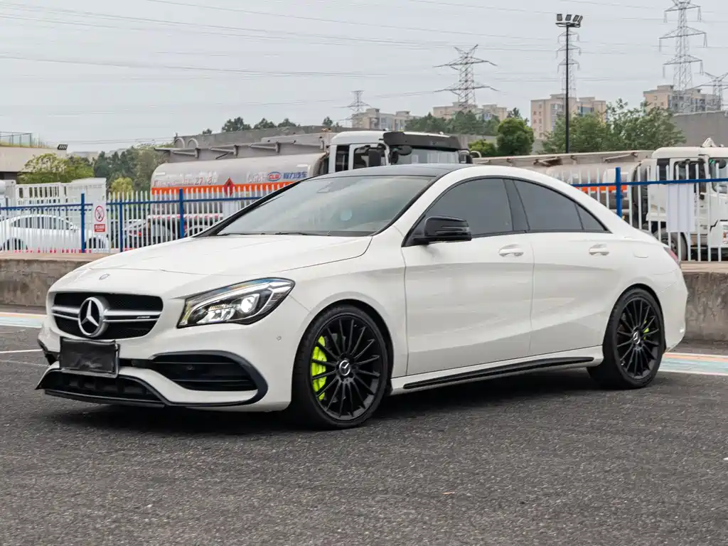 Mercedes-Benz CLA AMG